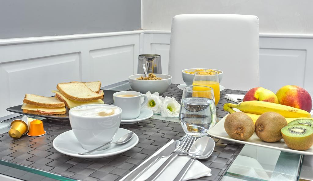 Hub Pantheon Hotel Рим Екстериор снимка